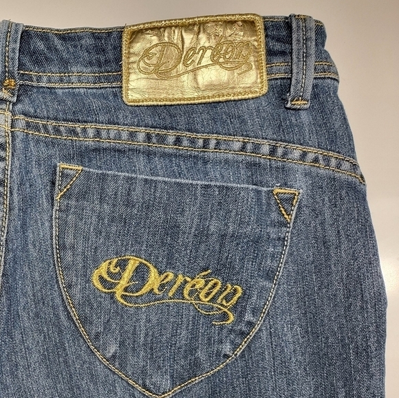 Dereon High Rise Jeans with Embroidered Back Pockets - Picture 1 of 5
